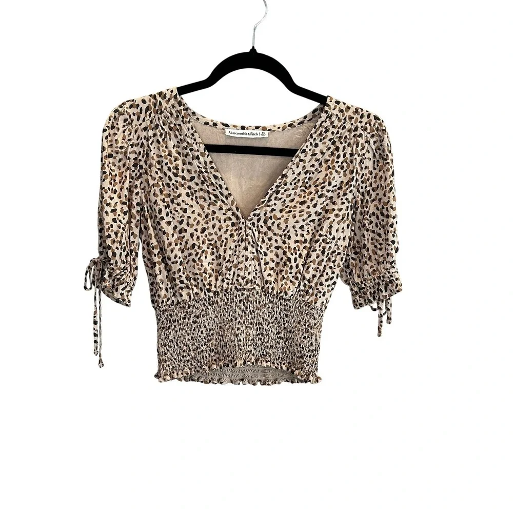 Abercrombie & Fitch Leopard Print Smocked Waist V-Neck Crop Top Tan Black XS